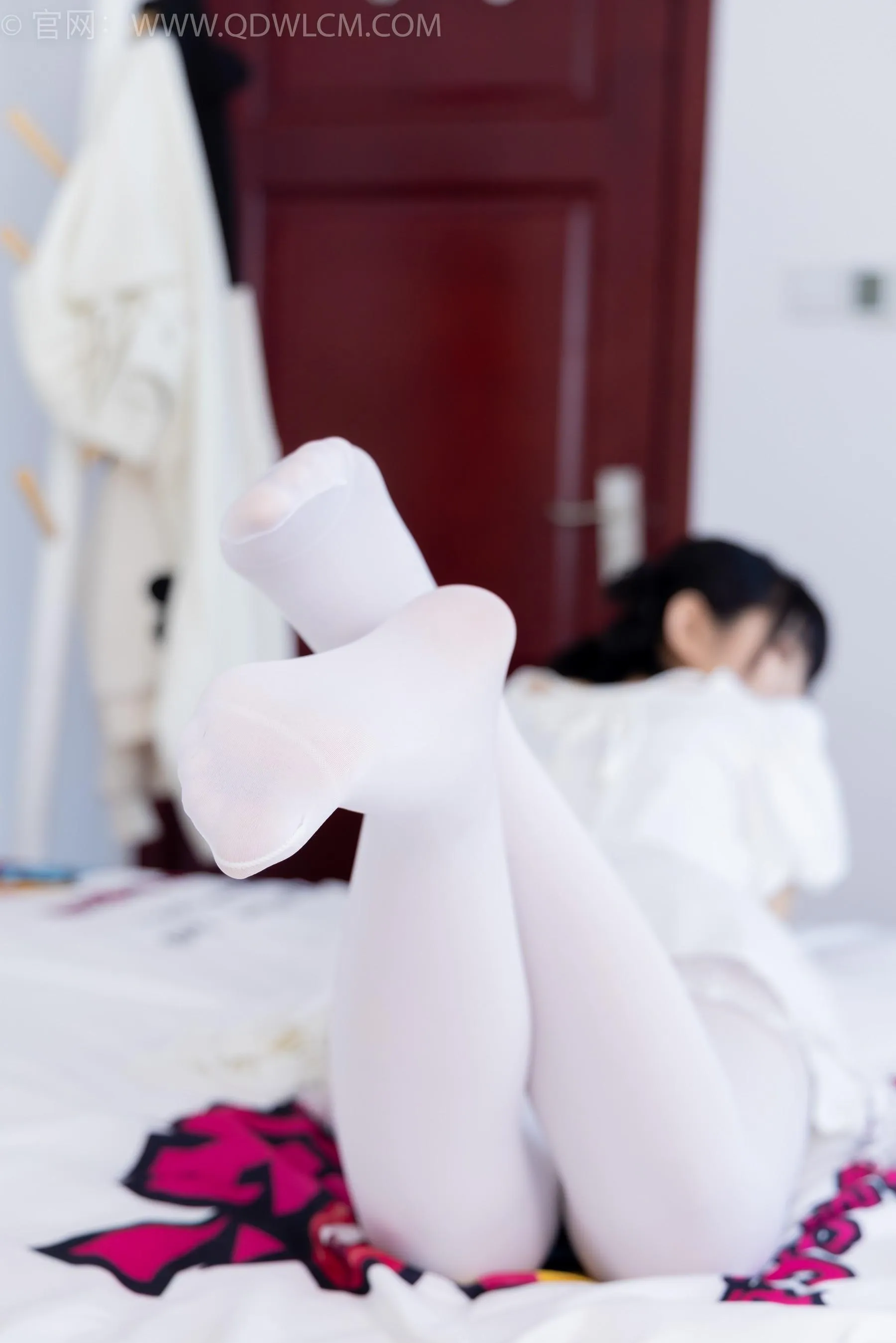 物恋传媒 NO.1581 暗月-纯白茉莉 [151P]插图2